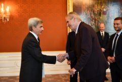 Il presidente Zeman ha ricevuto le credenziali dell’ambasciatore italiano Nisio