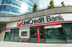 UniCredit tra le prime banche ceche a introdurre pagamenti istantanei in euro