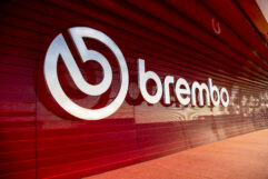 Brembo Czech partecipa come partner al derby di hockey universitario a Ostrava